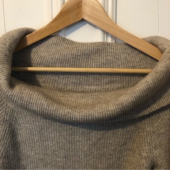 H&M Turtle Neck Neutral Knit Tunic Dress Medium - Picture 2 of 5